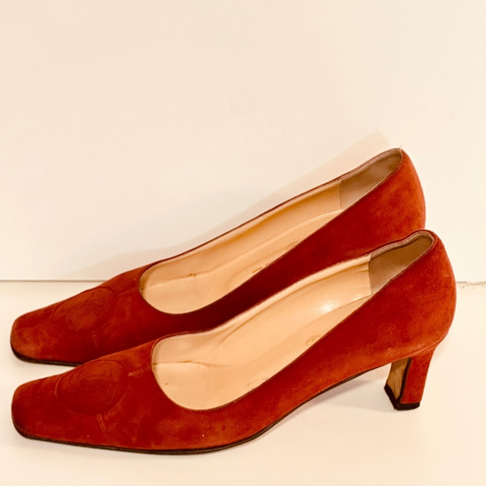 Chanel Elegant Red Women's Sandals - Picture 5 of 13